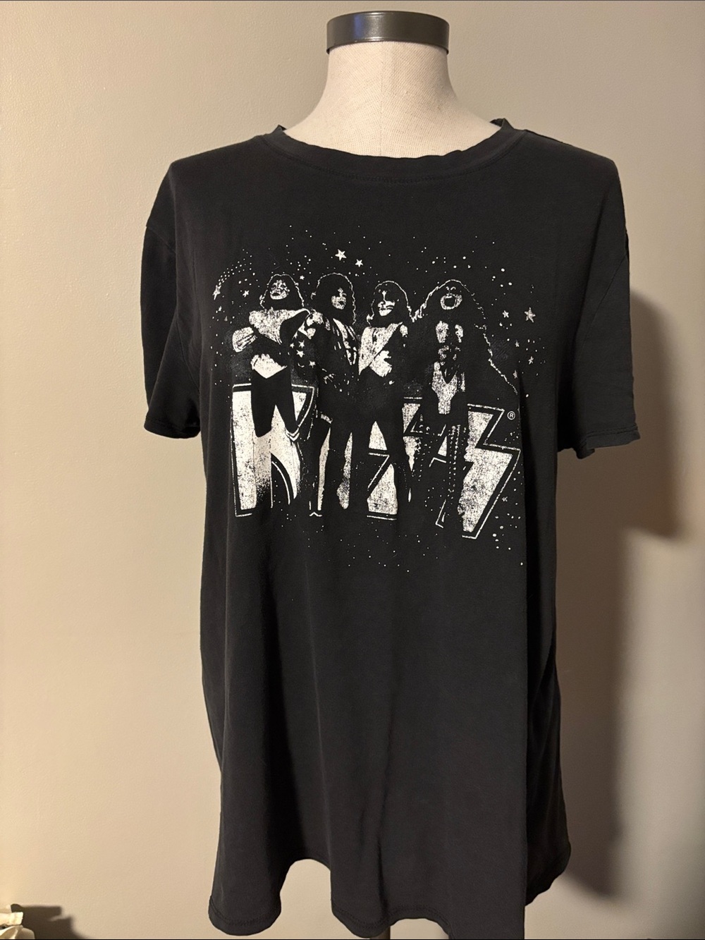 Maurices Black Graphic Short Sleeve Tee